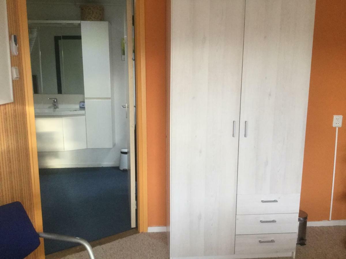 Bed&Breakfast Ineke en John Hoofddorp Exterior foto