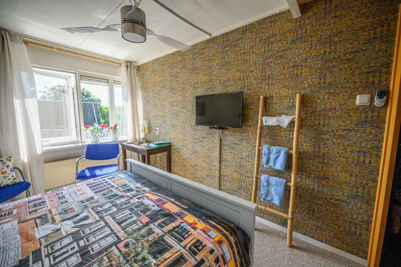 Bed&Breakfast Ineke en John Hoofddorp Exterior foto
