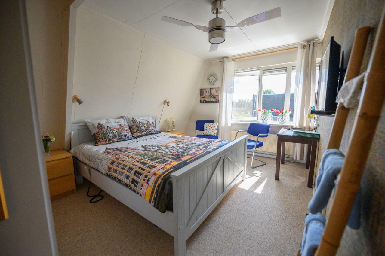 Bed&Breakfast Ineke en John Hoofddorp Exterior foto